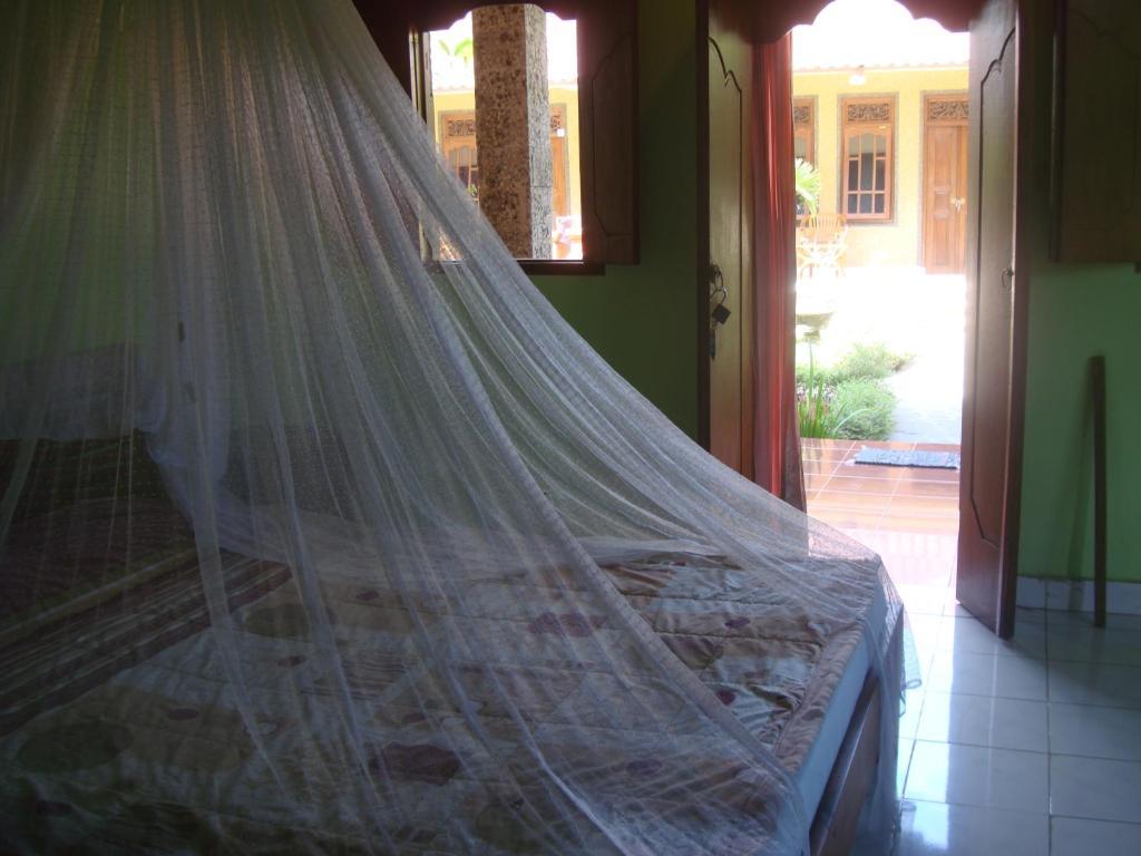 Gusti Home Stay Ubud Bilik gambar