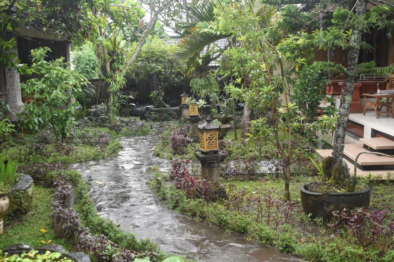 Gusti Home Stay Ubud Luaran gambar